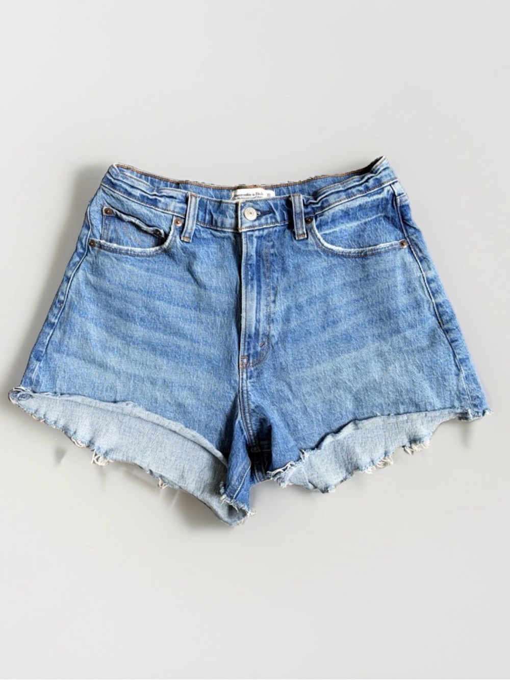 Abercrombie & Fitch Curve Love The '90s Relaxed Cutoff Short High Rise 30/10